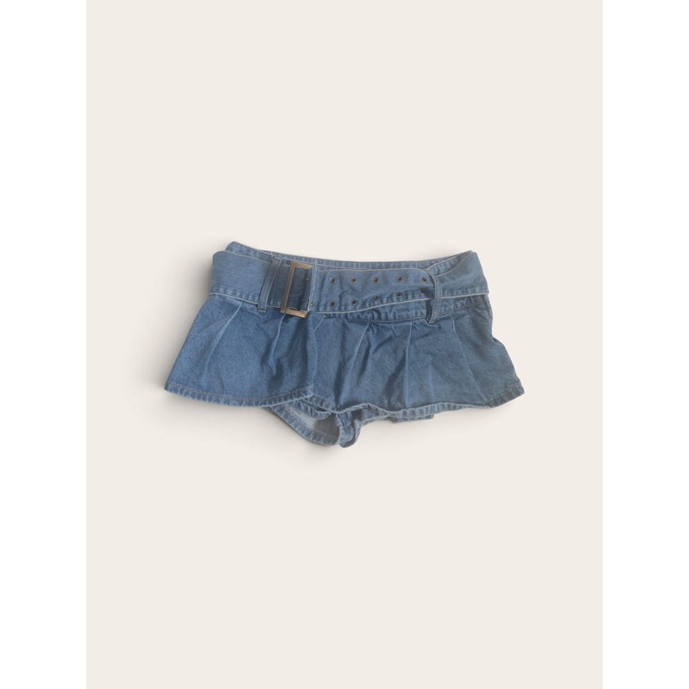 Edikted Blue Denim Pleated Low Rise Micro Skort Belted Y2K Style Grommet Buckle